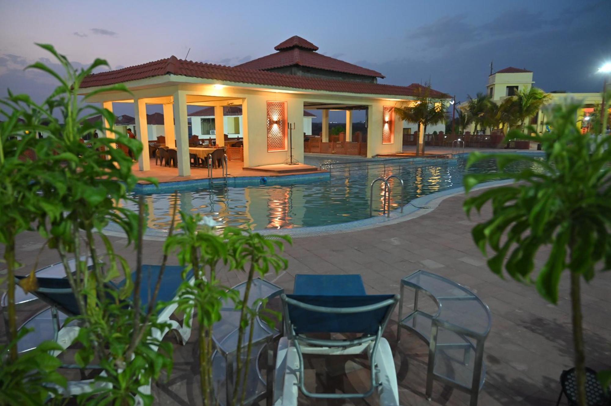 Orchha Club And Resort - Ocr Exterior foto