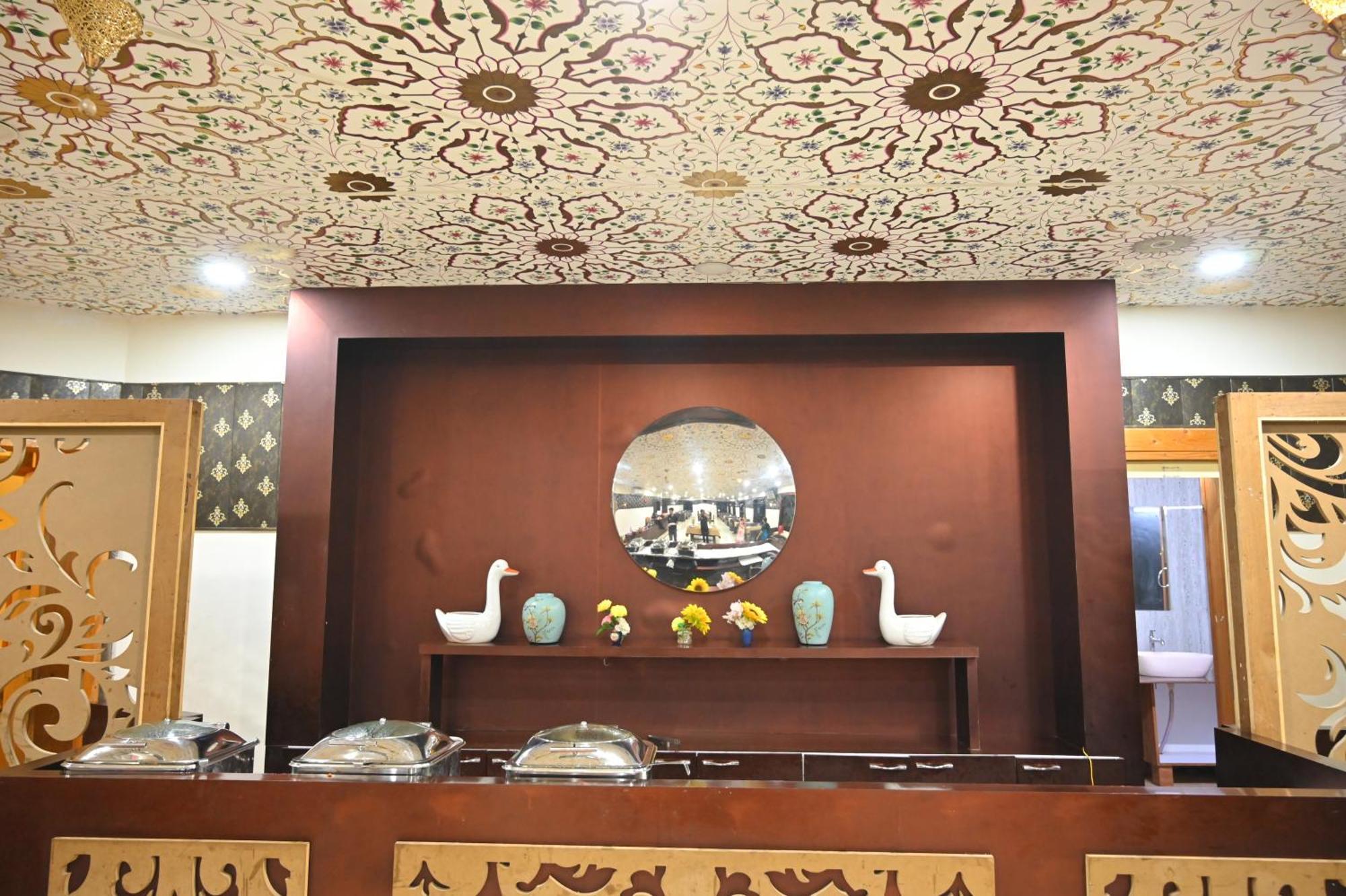Orchha Club And Resort - Ocr Exterior foto